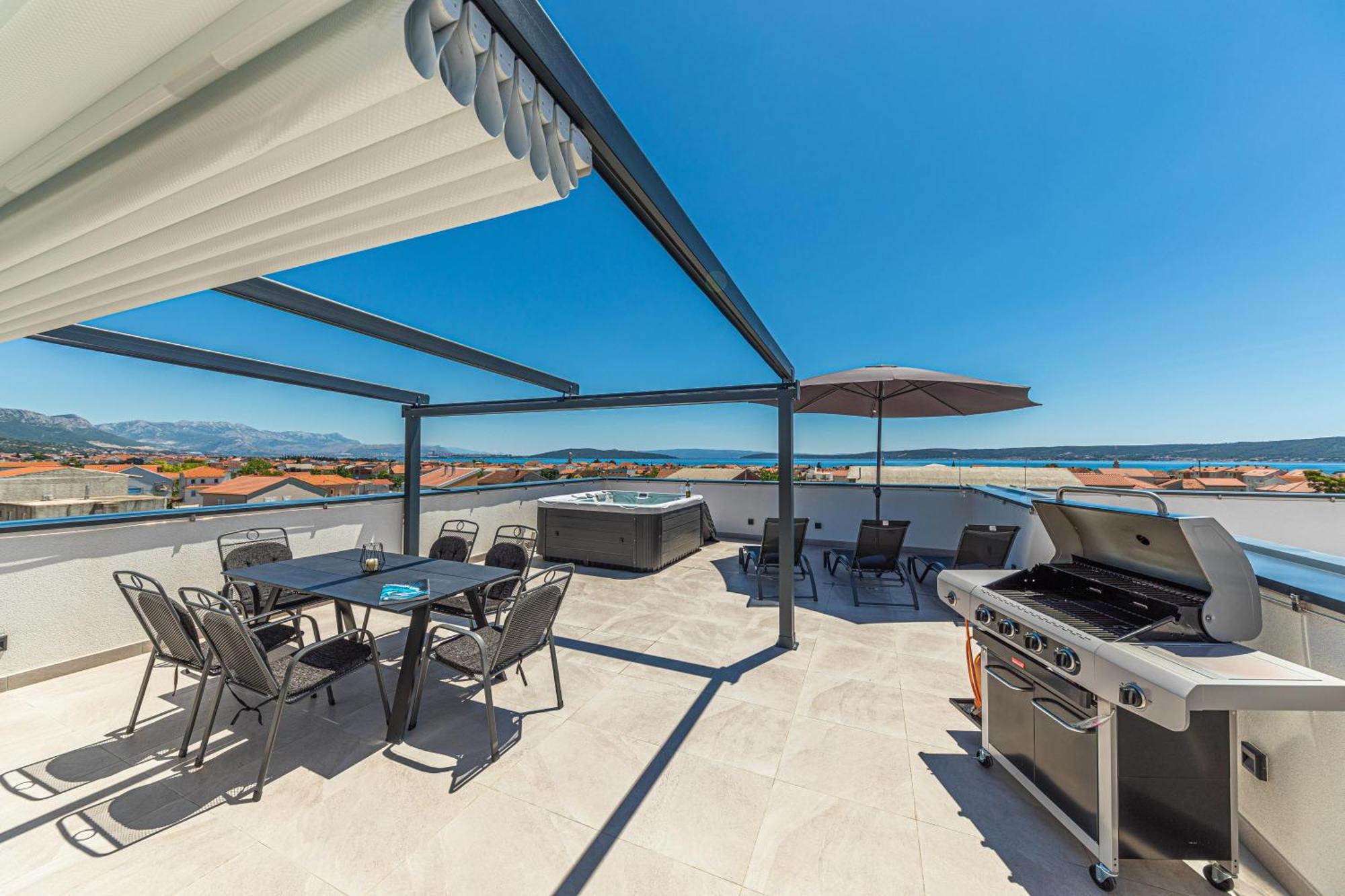 Rooftop New Castel 2023 Kaštela Exterior foto